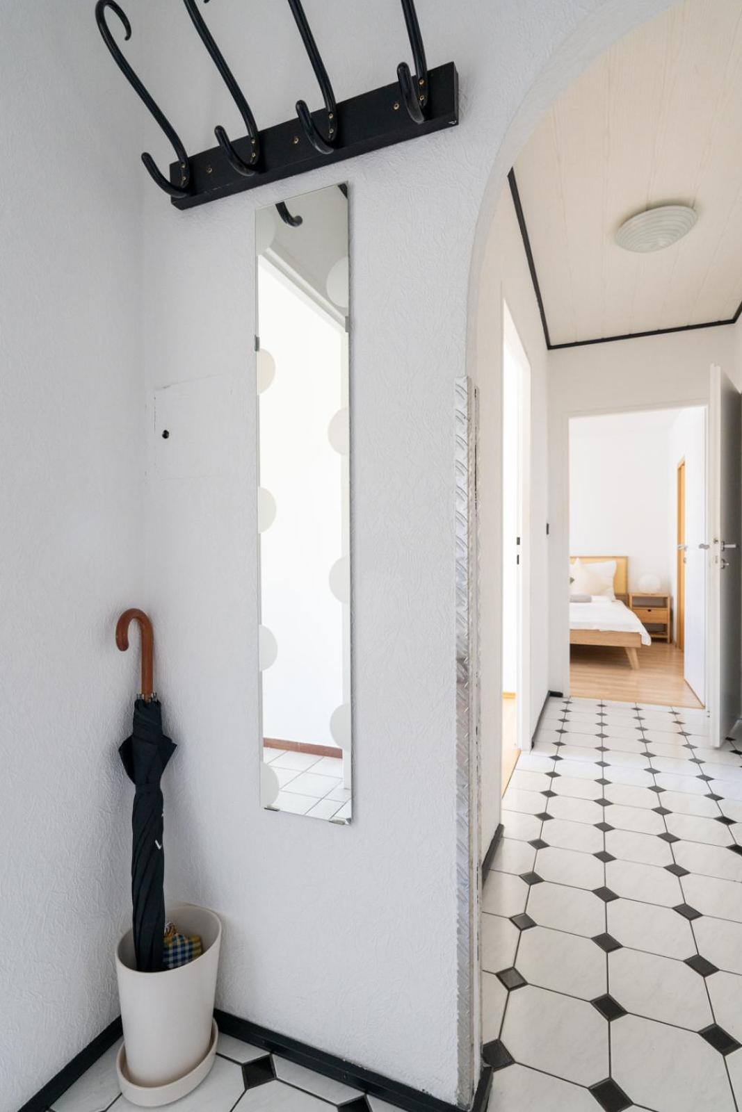 Two Bedrooms - 85 Squaremeters - 4 Min To U6 Dresdner Str Wien Exteriör bild