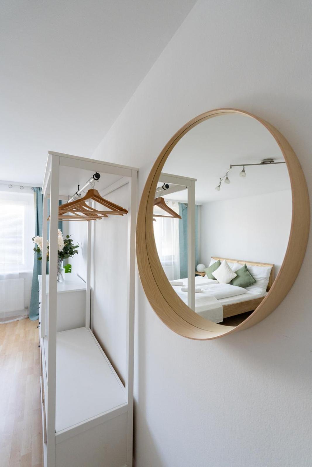 Two Bedrooms - 85 Squaremeters - 4 Min To U6 Dresdner Str Wien Exteriör bild